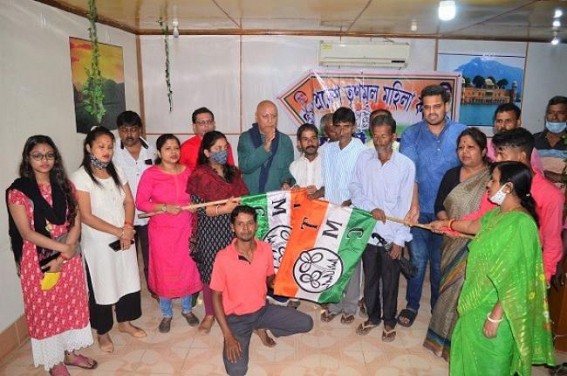 587 Voters of 122 Families Joined TMC 587 Voters of 122 Families Joined TMC